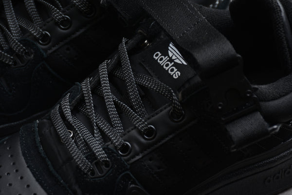ADIDAS - Forum Buckle Low de Adidas x Bad Bunny
